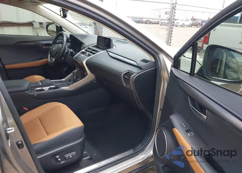 2020 Lexus Nx 300 z USA, uszkodzony, nr VIN JTJDARBZ2L5013061